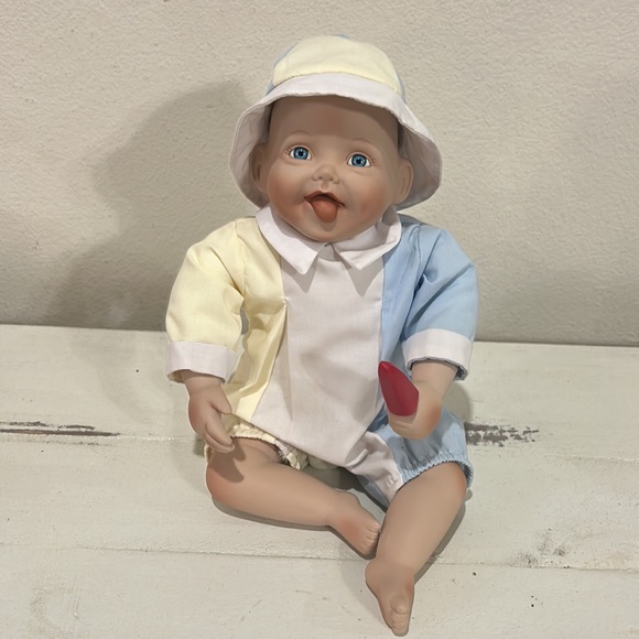 Ashton Drake Galleries Joys of Summer doll collection by Kathy Barry-Hippensteel - Picture 7 of 7